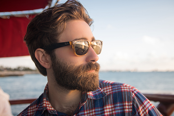 La barbe protège des rayons du soleil